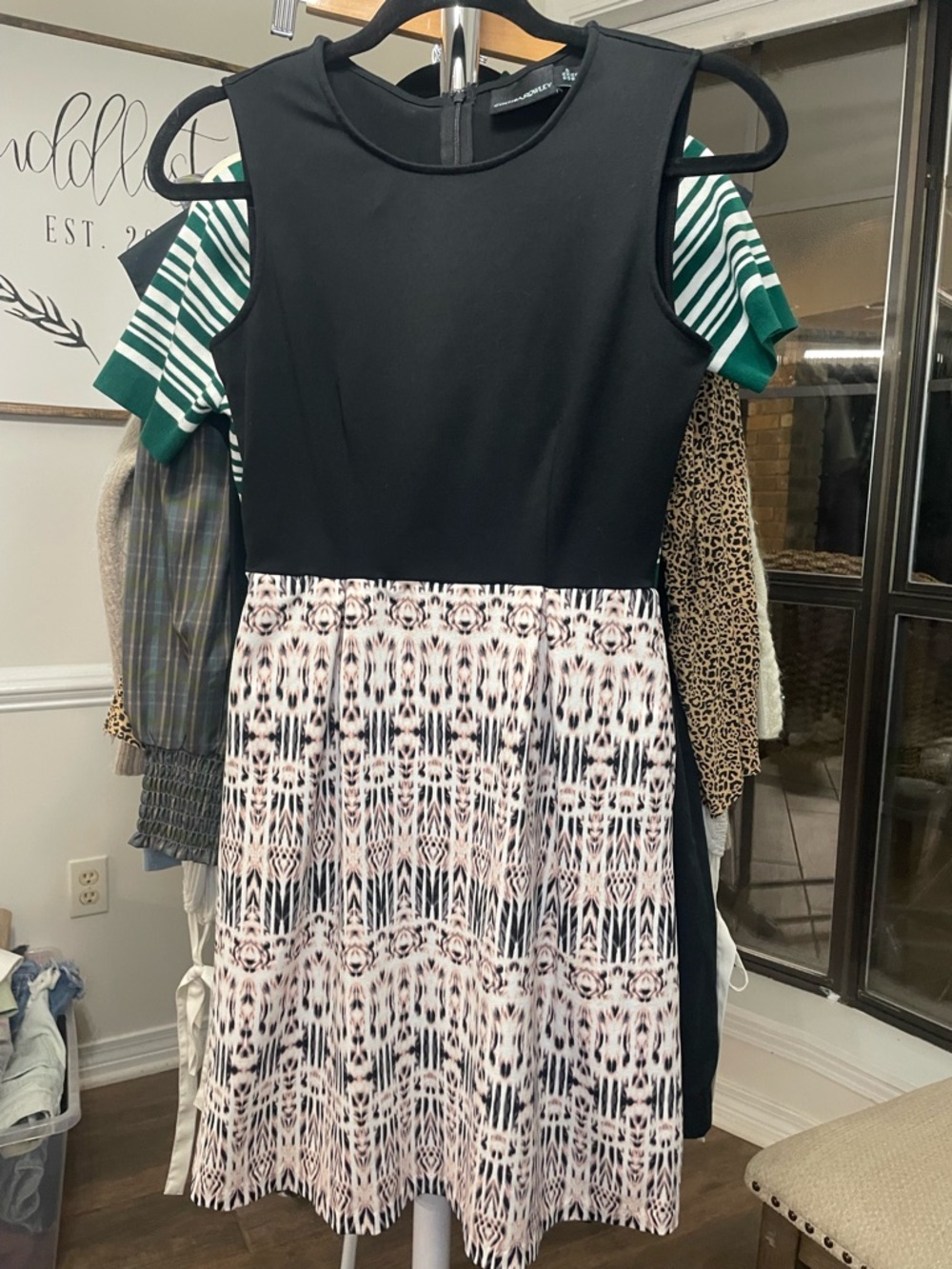 Cynthia Rowley Fit & Flare Dress Black Printed Skirt Size Small